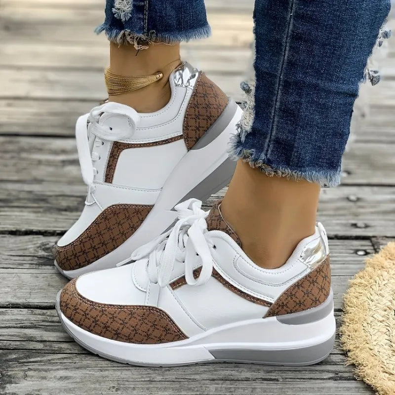 Women's Trainers ⎜ Fashionable Lace - Up Shoes with a Thick Sole and Elegant Accents for Everyday Wear