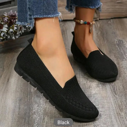 Flat Mesh Loafers for Women ⎜ Comfortable Shoes with a Round Toe Area for Everyday Wear and Comfort