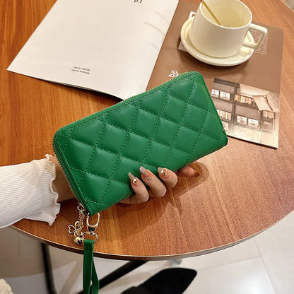 Women's Wallet in a Diamond Pattern ⎜ Elegant Long Format with Plenty of Space for Cards , Notes and Everyday Essentials
