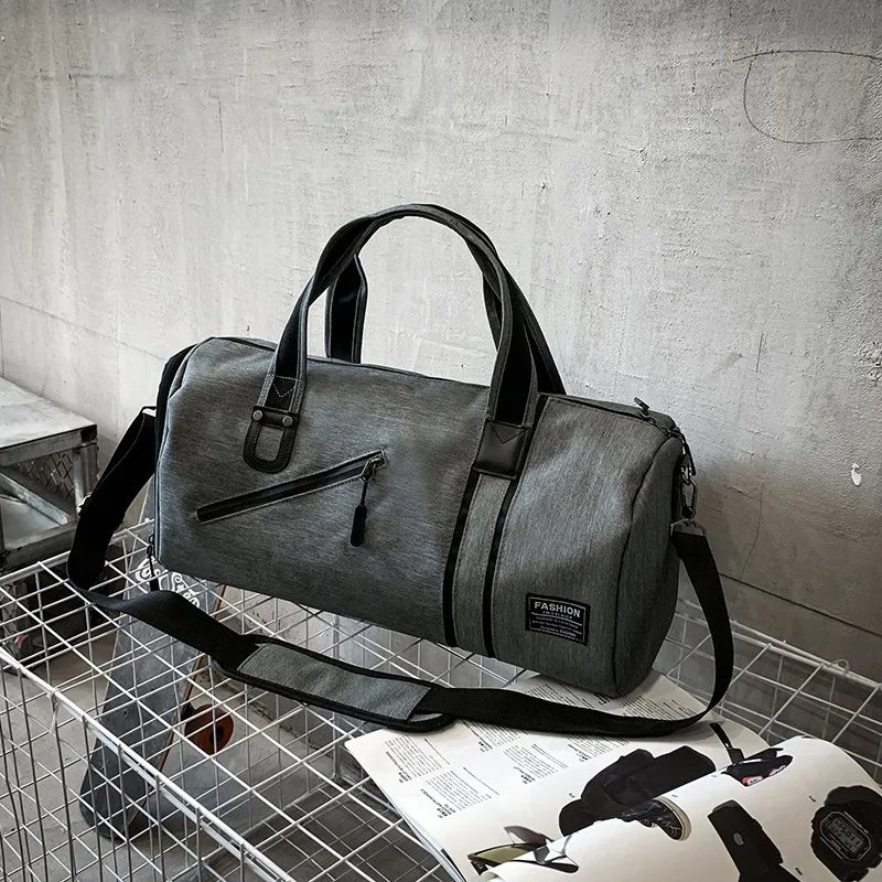 Sports Bag for Men and Women ⎜ Water - Repellent Training Bag with Wet Compartment and Shoulder Strap
