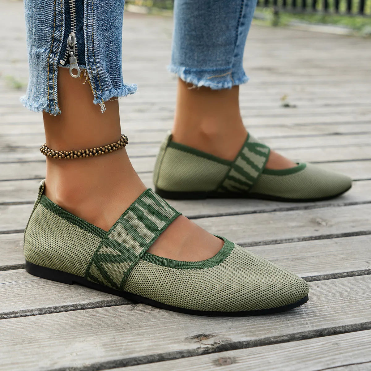 Flat Ballerinas for Women ⎜ Comfortable Shoes with a Striped Pattern and Pointed Toe for Summer and Style