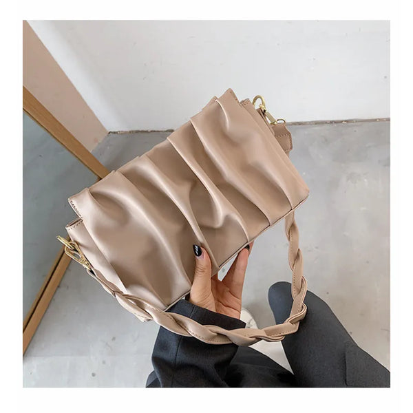 Fashionable Shoulder Bag for Women ⎜ Small Bag with Braided Handle and Stylish Pleated Design