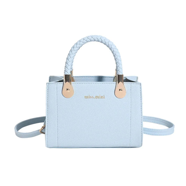 Trendy Handbag for Women ⎜ Compact Shoulder Bag with Braided Handle and Modern Design