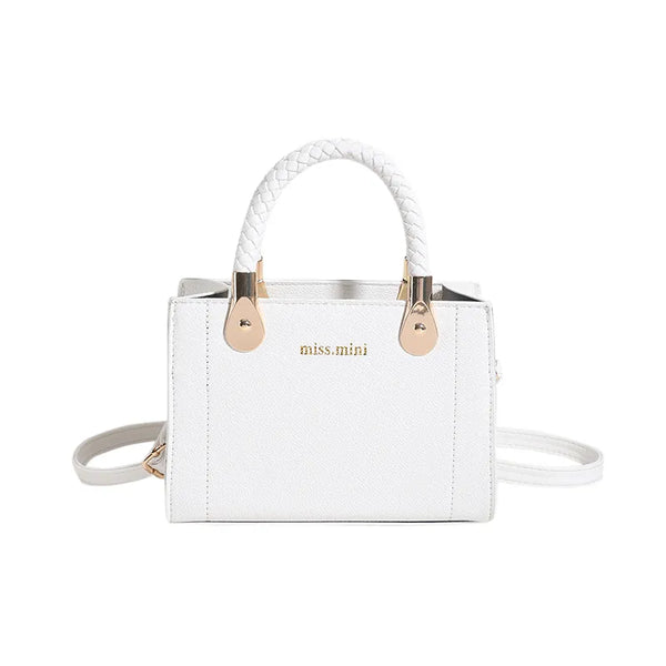 Trendy Handbag for Women ⎜ Compact Shoulder Bag with Braided Handle and Modern Design
