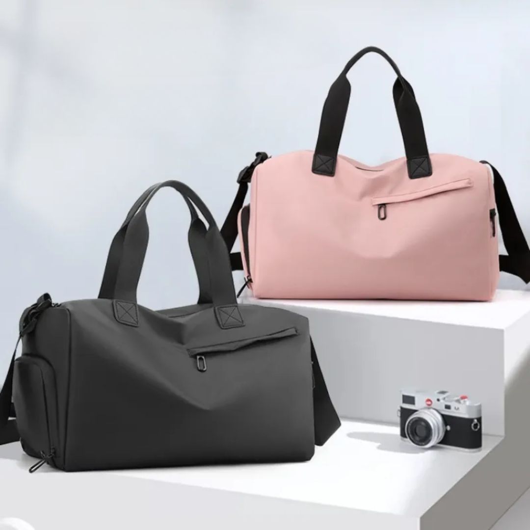 Sports Bag for Men and Women ⎜ Compact Travel Bag with Wet Compartment and Separate Shoe Compartment