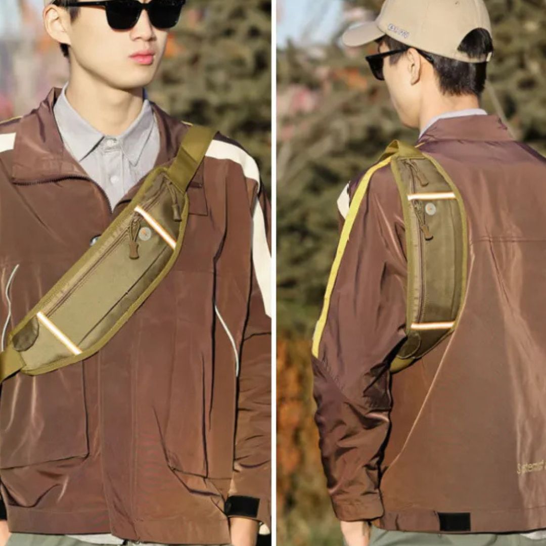 Belt Bag for Outdoor and Sports ⎜ Waterproof Hip Bag with Headphone Opening and Zip Pocket