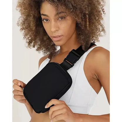 Running Belt Bag for Men and Women ⎜ Lightweight Sports Bag with Zip and Adjustable Hip Belt