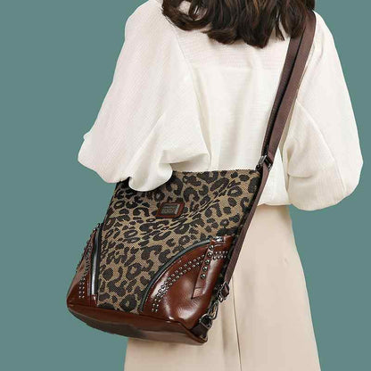 Leopard Print Shoulder Bag ⎜ Spacious Retro - Style Bag with Practical Compartments