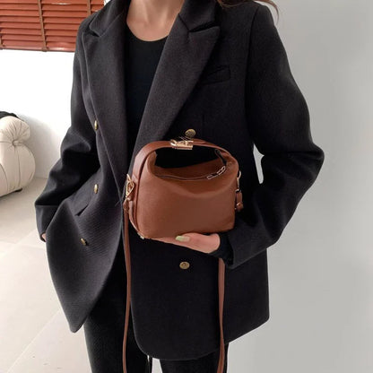 Small Handbag for Women ⎜ Elegant Leather Shoulder Bag with Adjustable Shoulder Strap