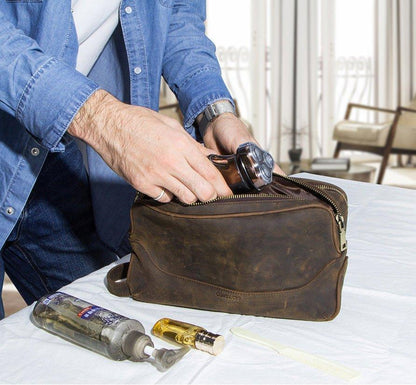 Leather Clutch for Men ⎜ Vintage Bag Made of Genuine Leather with Practical Compartments and Zip