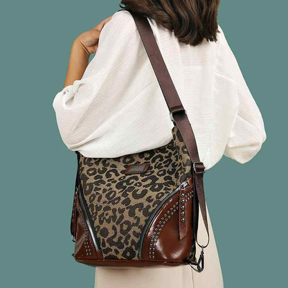 Leopard Print Shoulder Bag ⎜ Spacious Retro - Style Bag with Practical Compartments